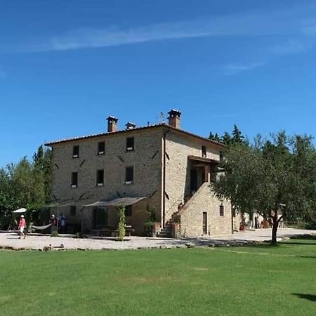 ホテル Le Terre Di Caprano チッタ・ディ・カステッロ エクステリア 写真